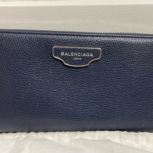 Balenciaga Leather Wallet - Authentic - Picture 2 of 5